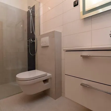 Gabriel Apartment *